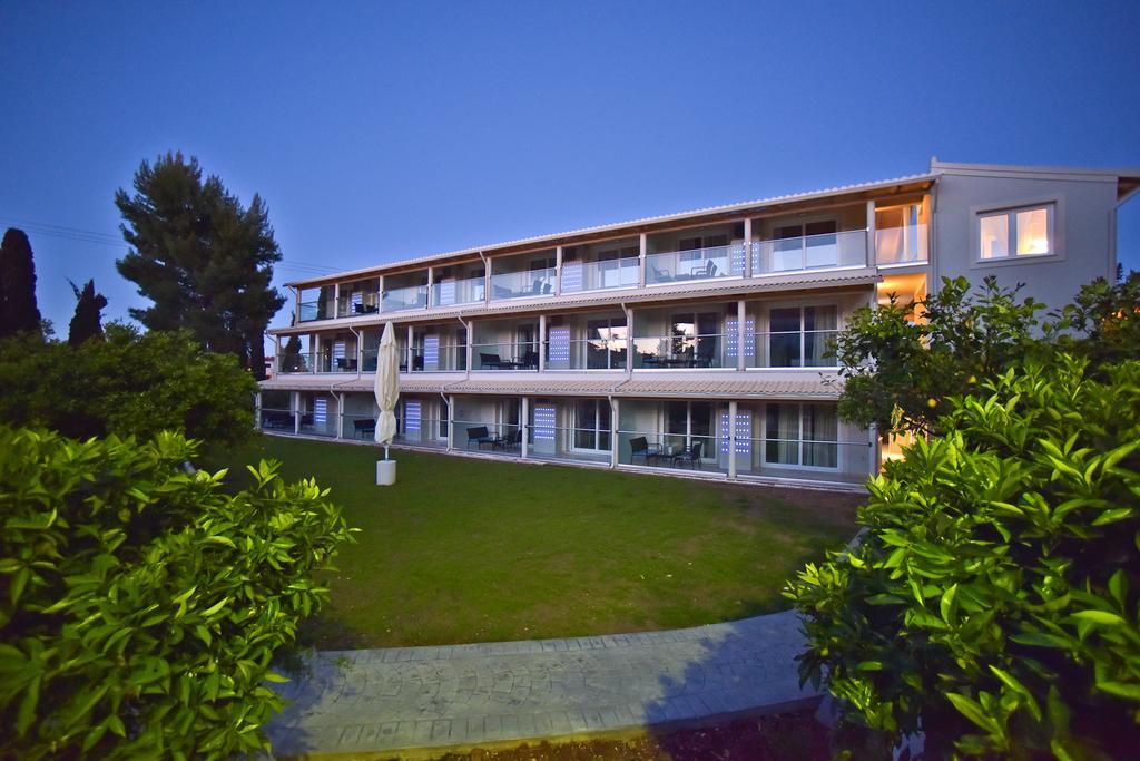 Palapart Gikas Suites And Studios Gouvia Exterior foto
